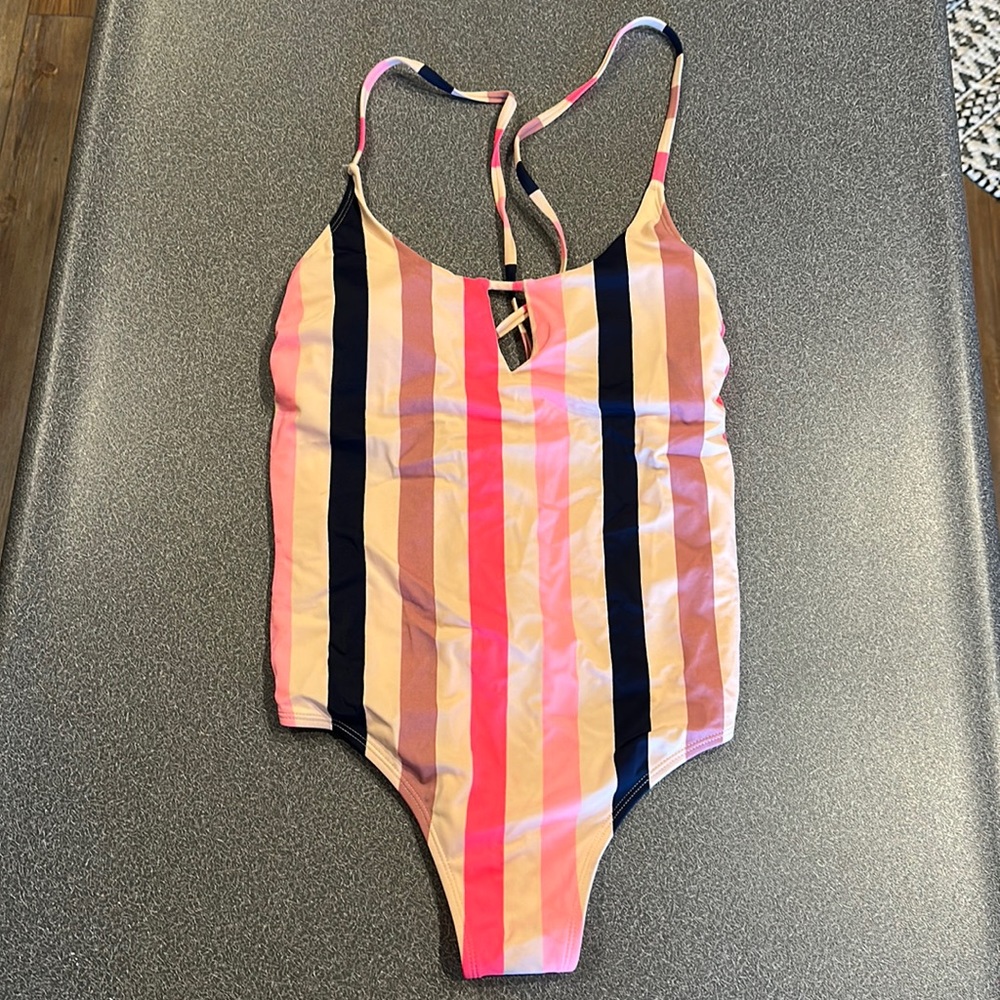 Women's Xhilaration One Piece Swimsuit; Size Large